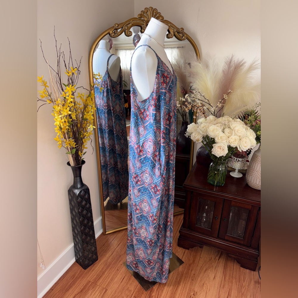 Xhiliration Bohemian Maxi Dress with Paisley Print - Picture 5 of 13